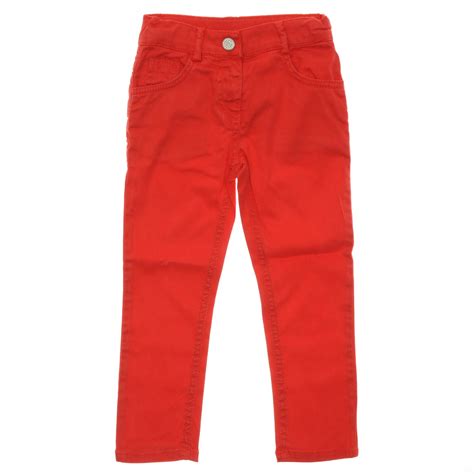 Çocuk kırmızı pantolon
